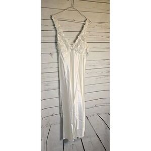 Flora by Flora Nikrooz Ivory Satin Long Nightgown 3D Floral Applique Large NWT
